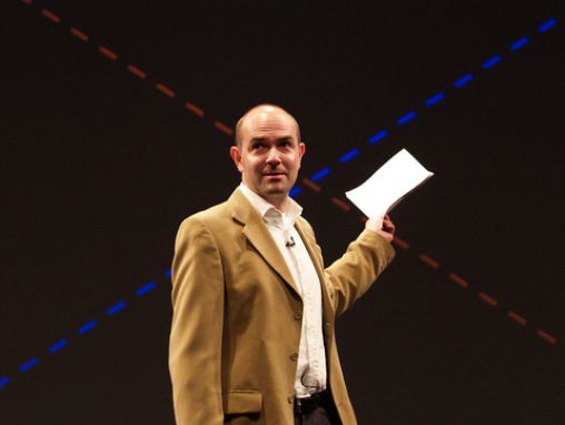 Click to play Chris Anderson de Wired sur la Longue Traîne technologique