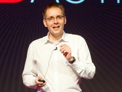 Click to play Mentiras, sucias mentiras y estadísticas (sobre TED Talks)