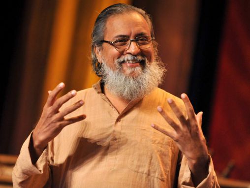 Click to play Anil Gupta: El semillero de invención oculto en India