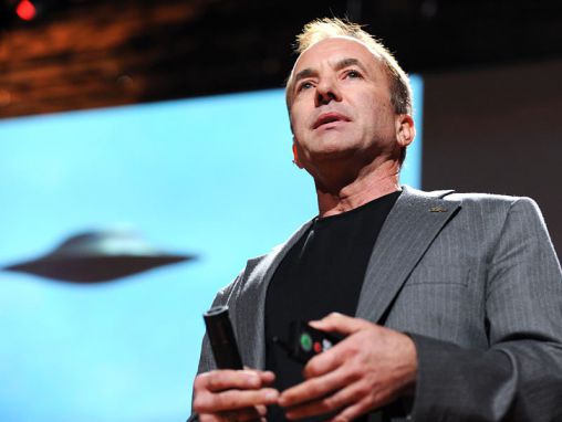 Click to play Michael Shermer: Az önbecsapás mögötti minta