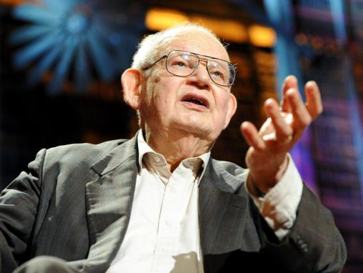 Click to play Benoit Mandelbrot: Fraktálok és a mérhető "durvaság" művészete