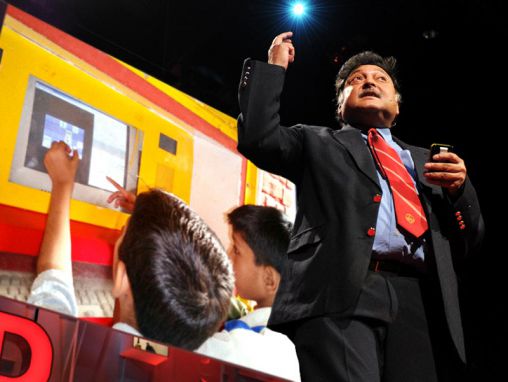 Click to play Sugatra Mitra új kísérletei az önképzésben